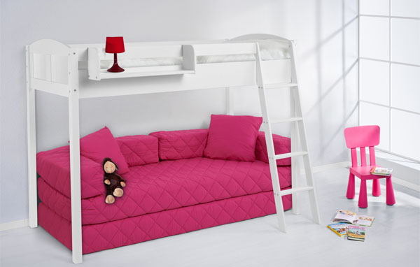 سرير علوي مع أريكة وردية